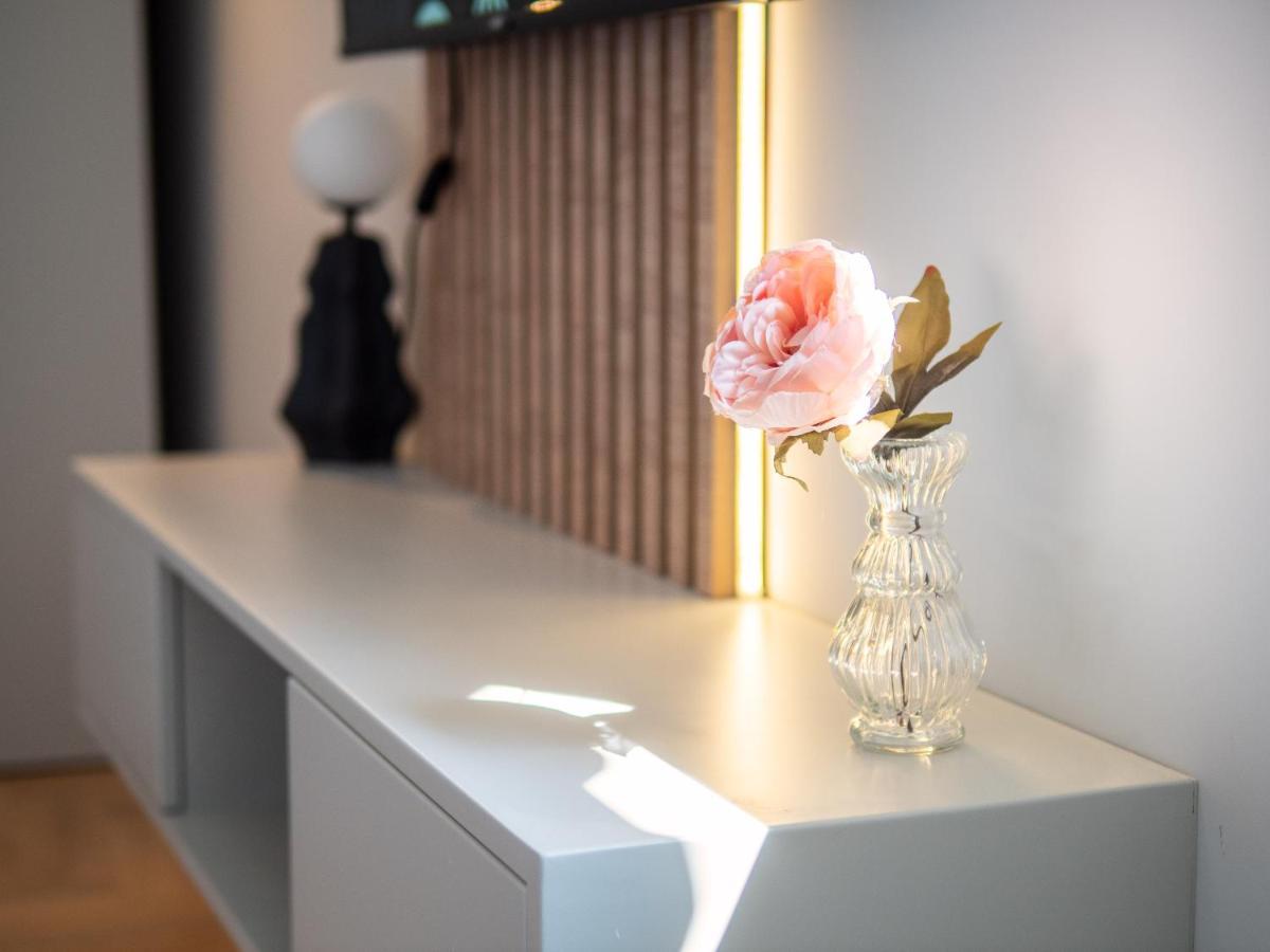 Residence Republic Square- Top Location Belgrado Esterno foto